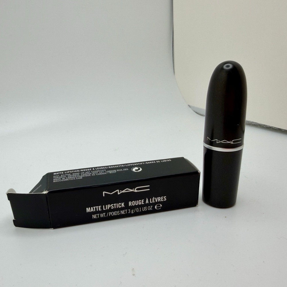 New MAC Matte Lipstick in Lust Extract (A26)